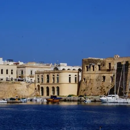 Relaxing Seaside Near *