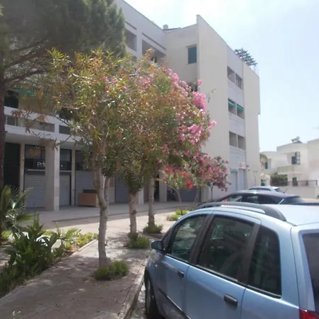 Relaxing Seaside Near *