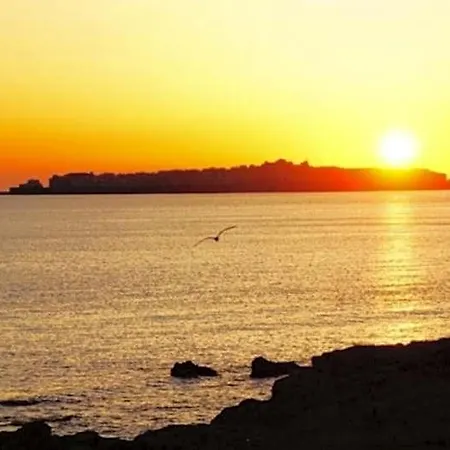 Relaxing Seaside Near Апартаменты Галлиполи